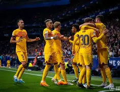 包含巴塞罗那西甲击败马略卡京多安远射命中的词条